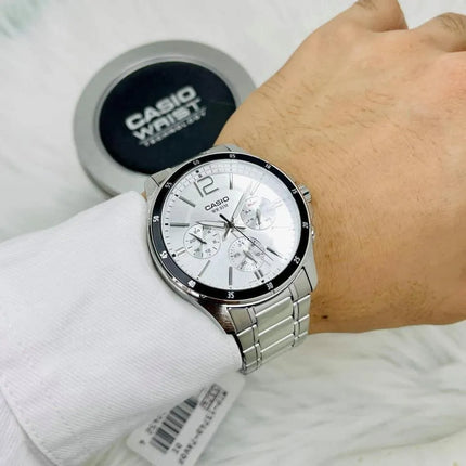 Casio MTP-1374D-7AV Quartz Men’s Watch